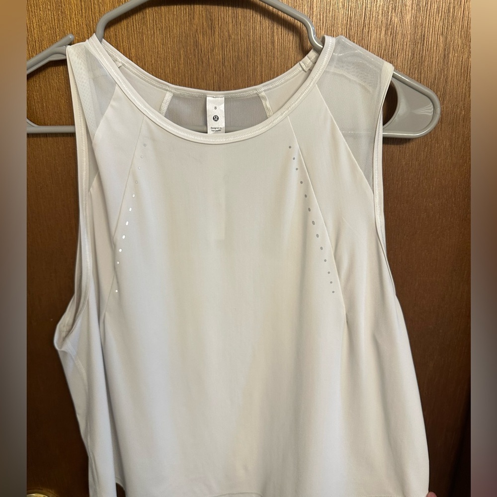 Lululemon tank top